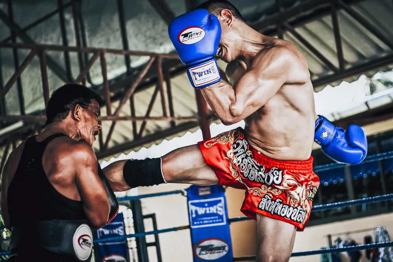 Vacances sportives et Camp Muay Thai : comment combiner entraînement et découverte culturelle